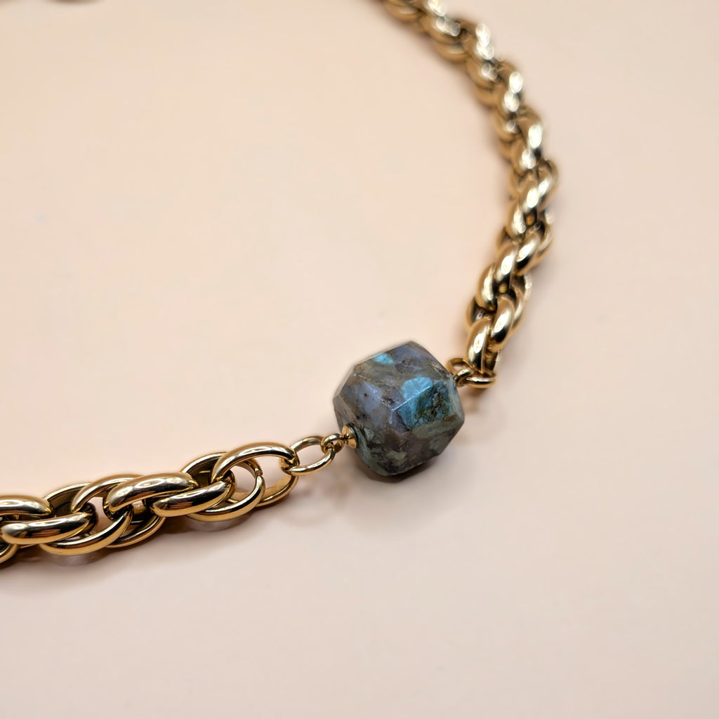 Collier Billy